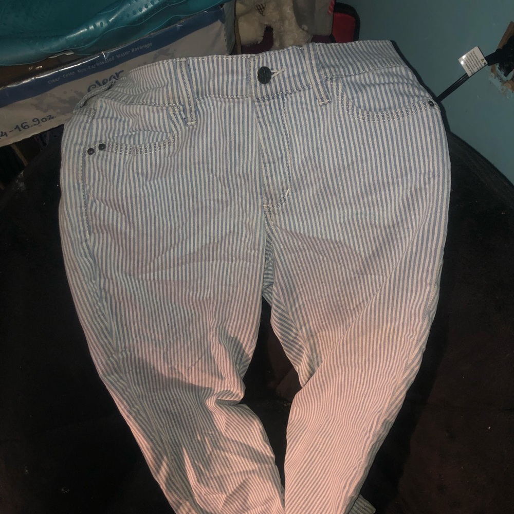 Blue stripe capris